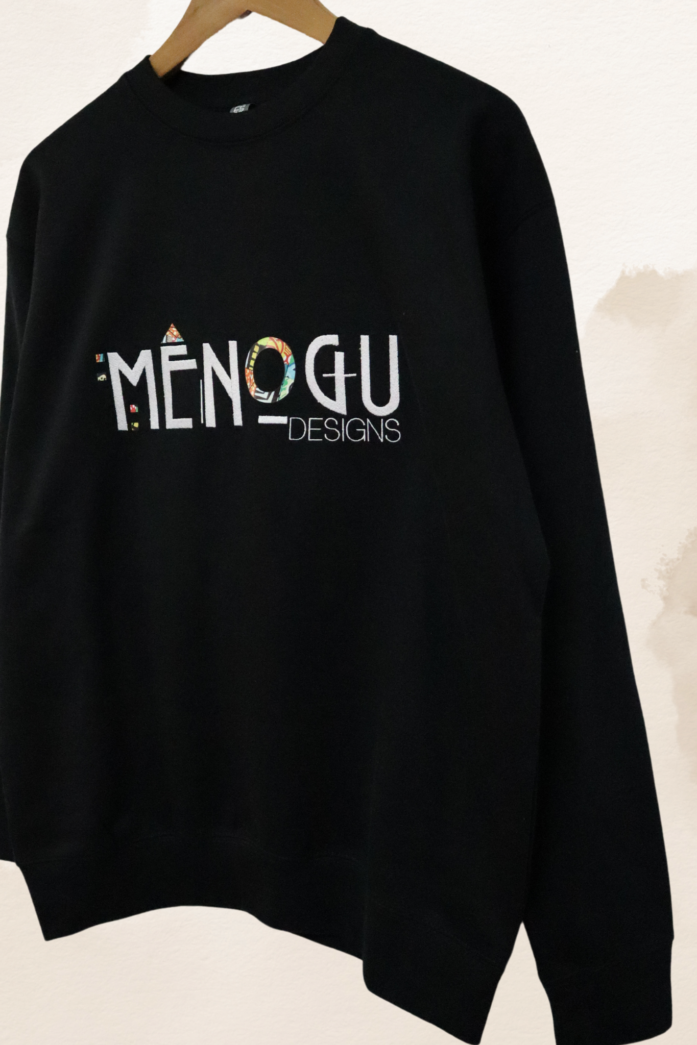 Black Crewneck Menogu logo Sweatshirt